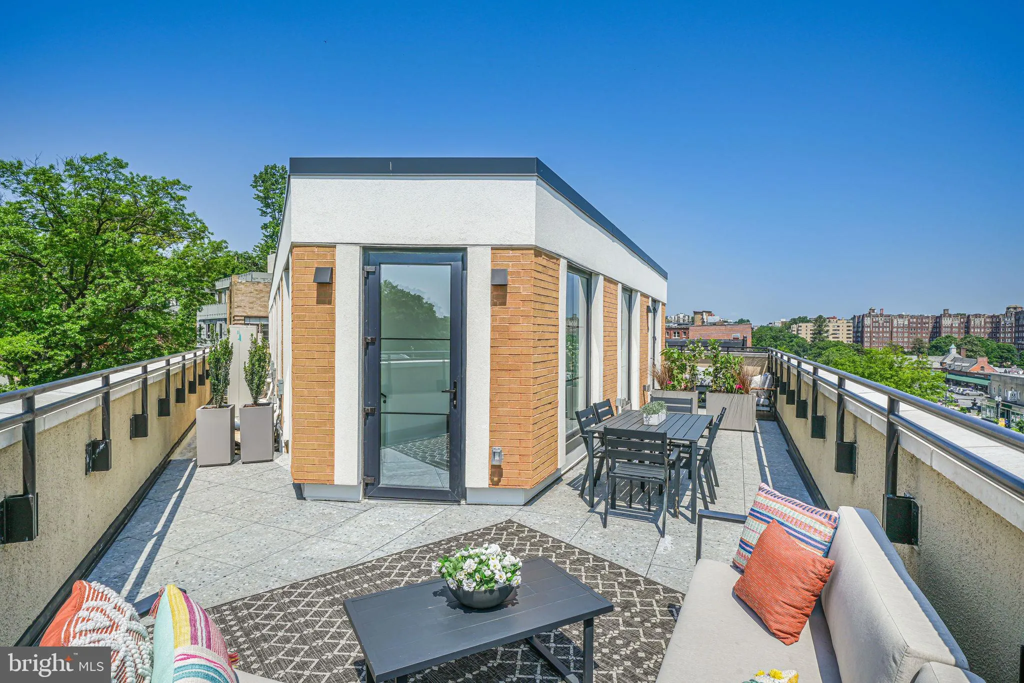 Additional image 74 of 2901 Newark St NW, Washington, DC 20008