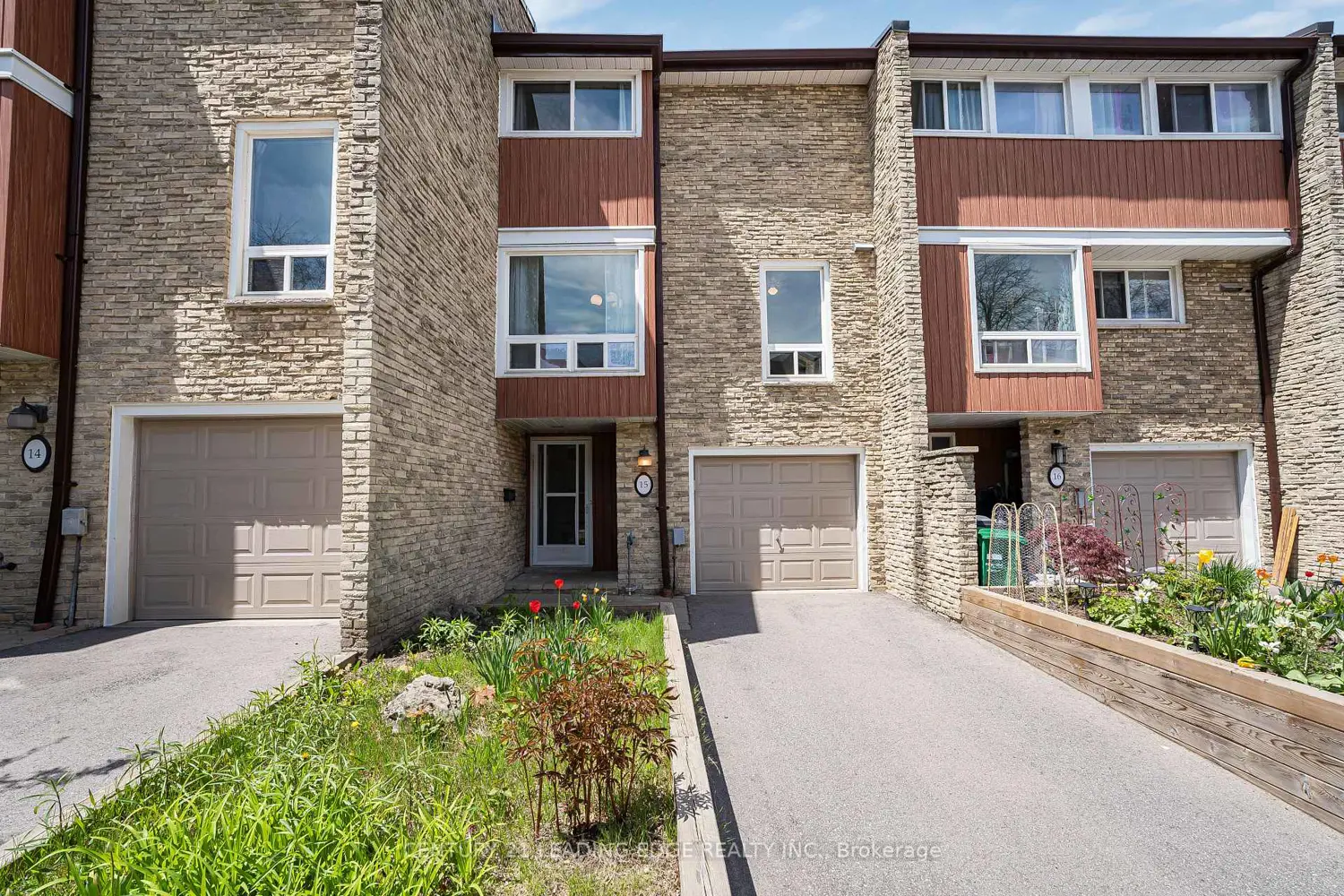 Additional image 18 of 915 Inverhouse Drive 15