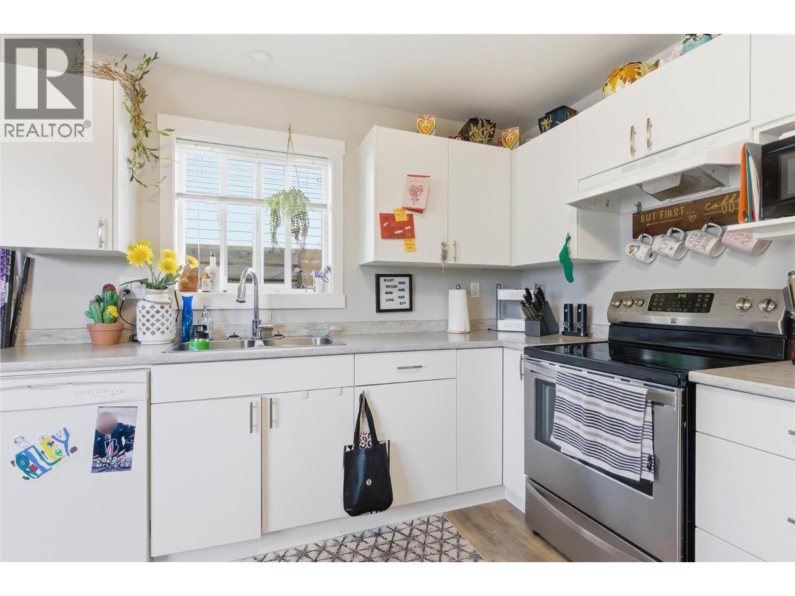 Additional image 4 of 2611 Greenfield Avenue, Kamloops, BC, V2B4P9