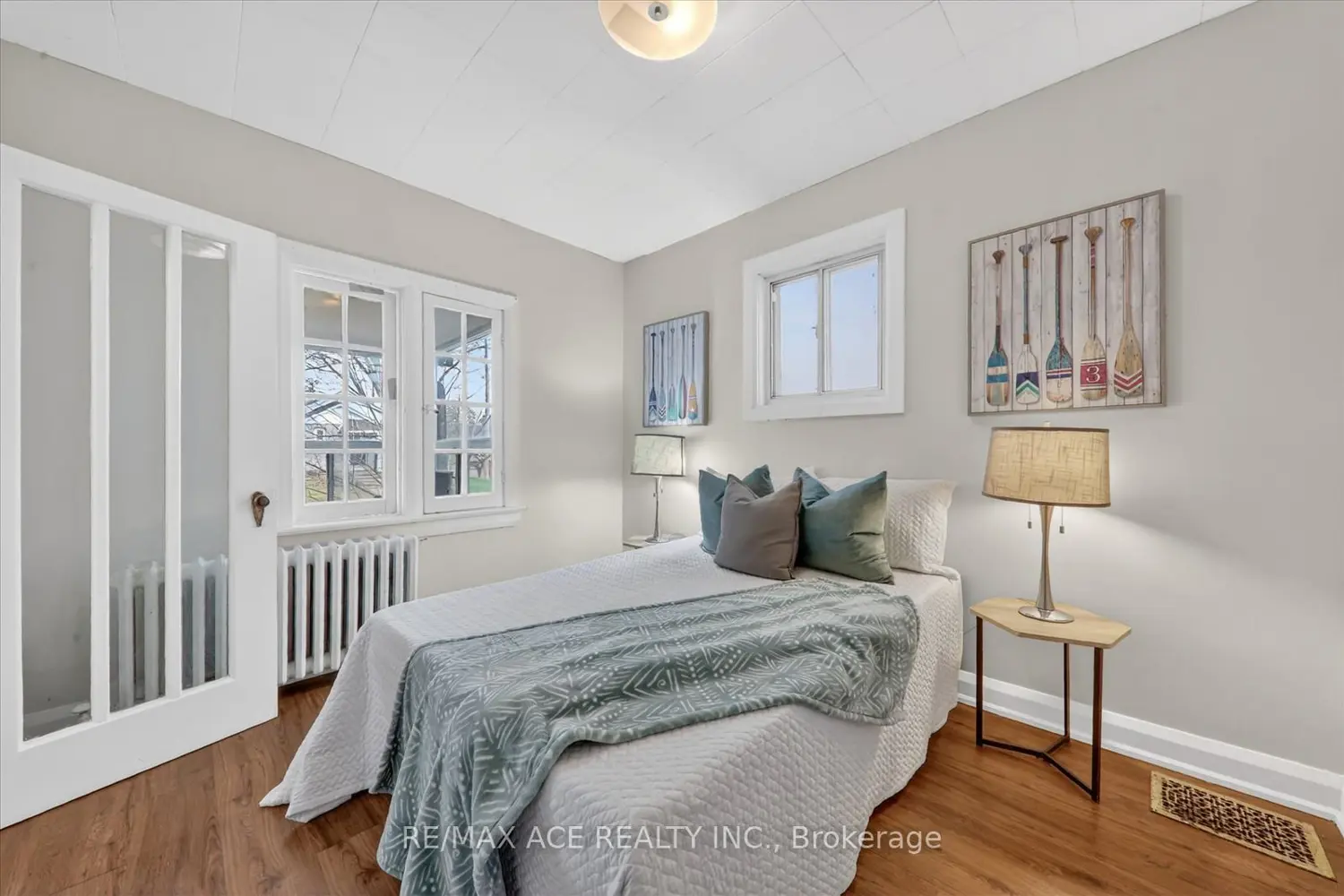 183 Glebemount Avenue photo 5