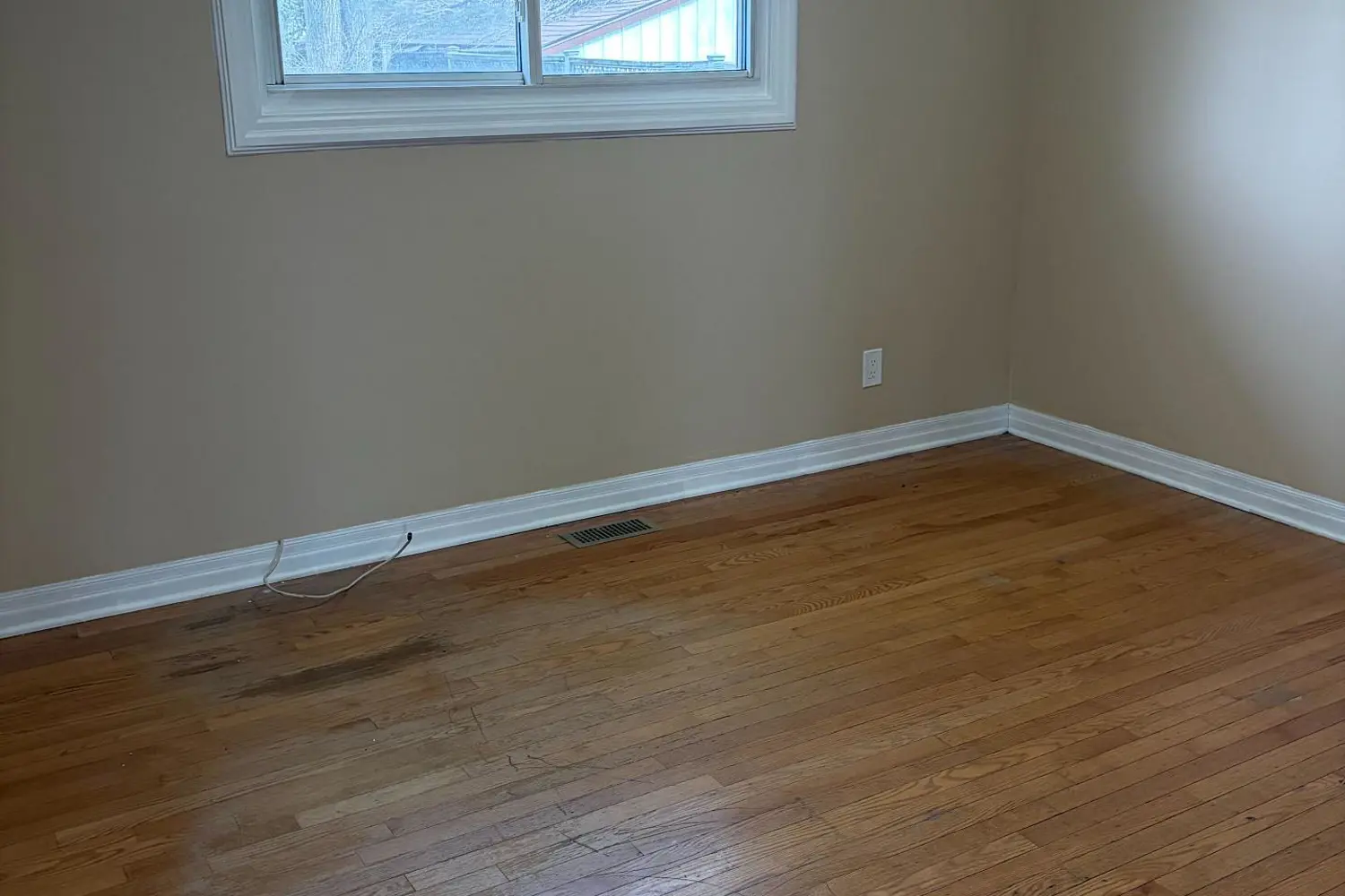 Additional image 15 of 1548 Dale Street