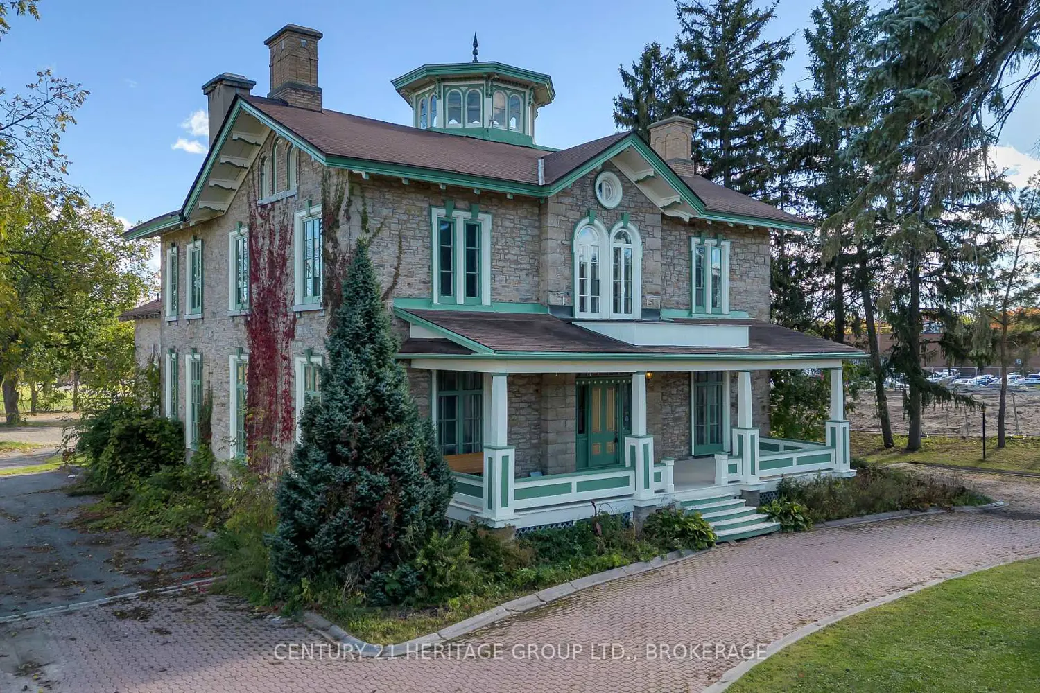 389 King Street