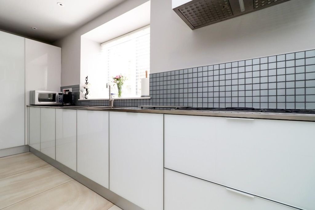 Additional image 7 of 5 bed semi-detached house for salePlymouth Road, Penarth CF64
