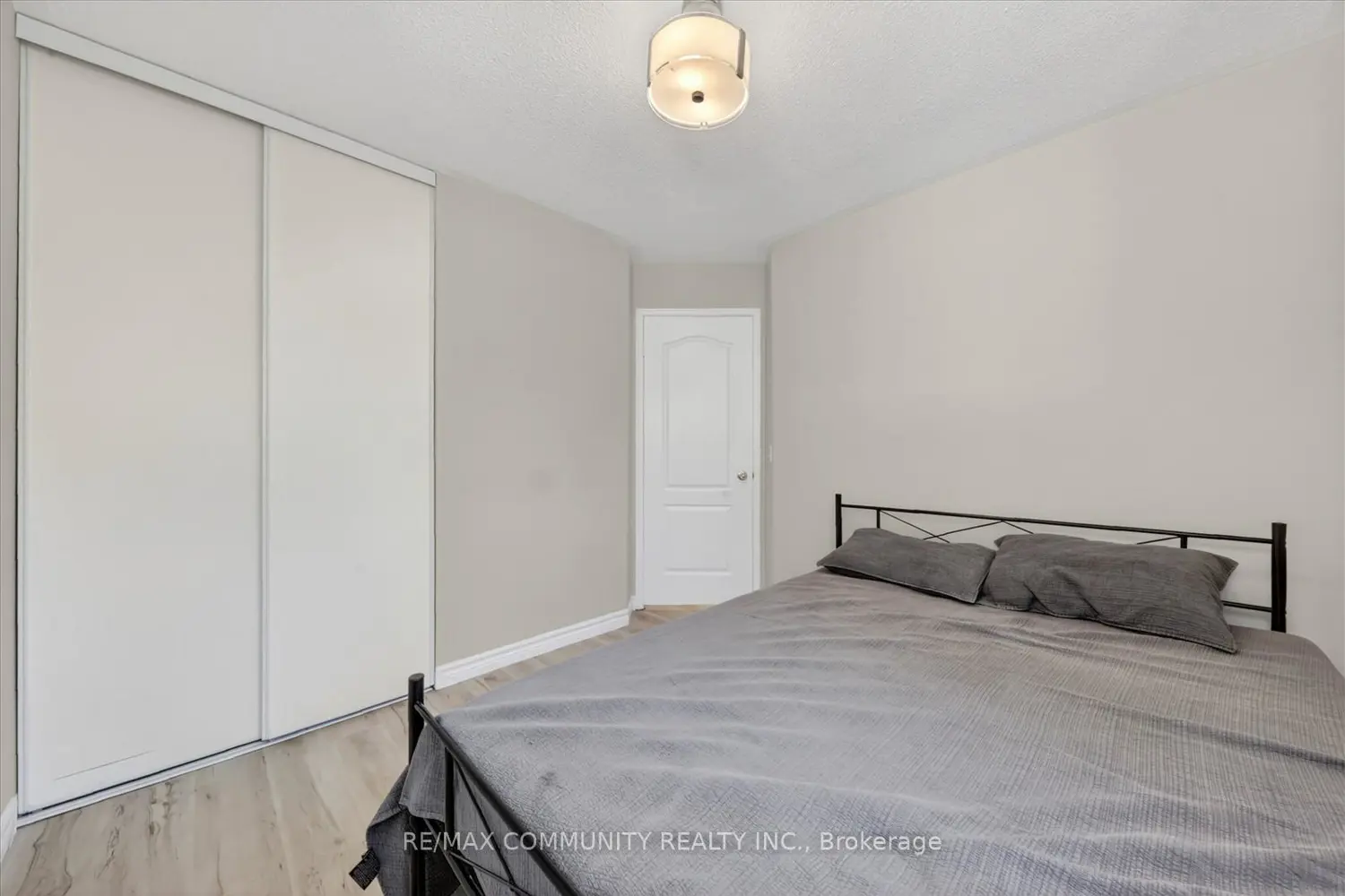 Additional image 17 of 154 Thicket Crescent