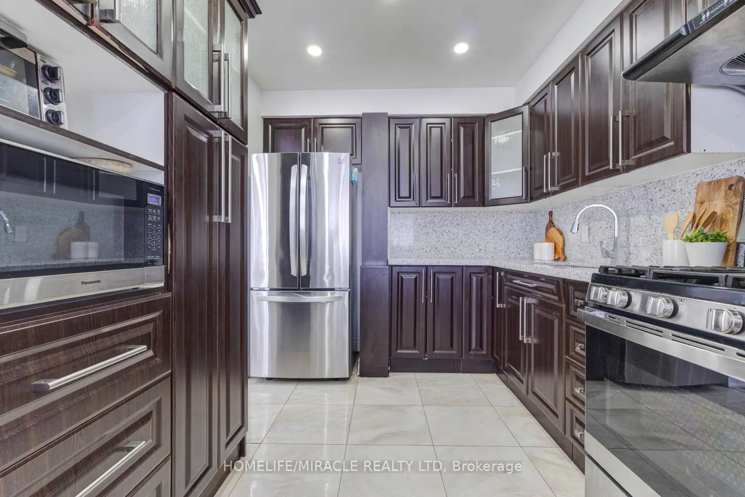 Additional image 8 of 7450 Darcel Avenue 13