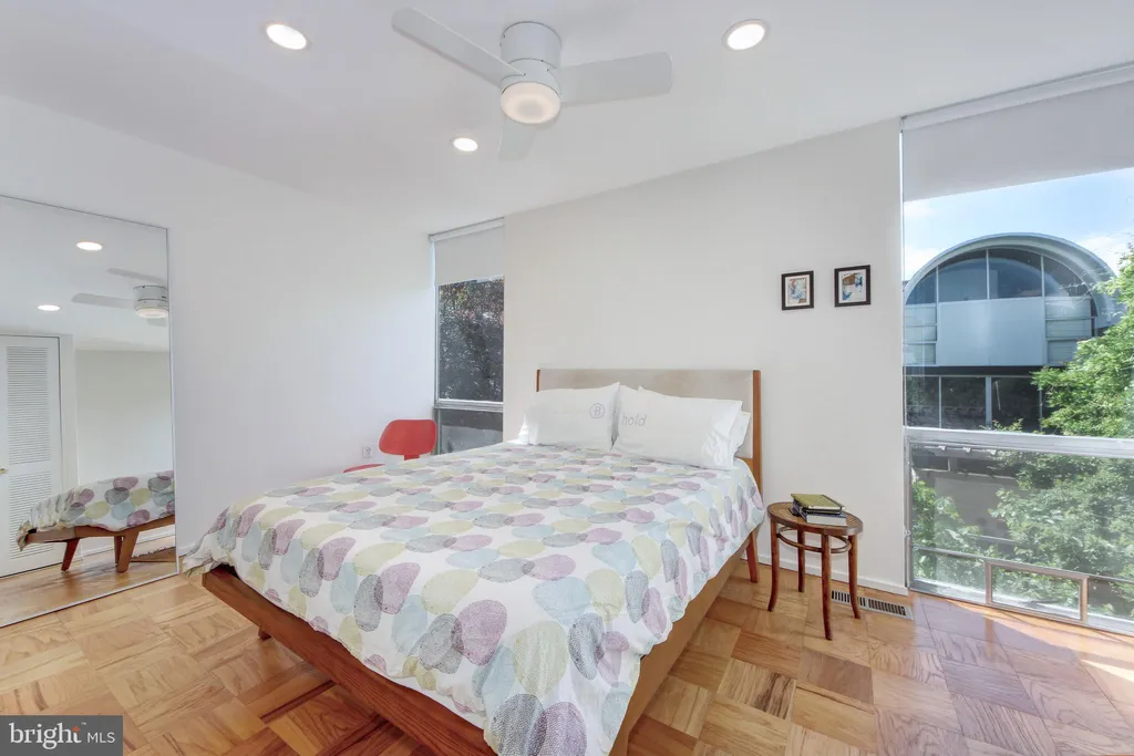 Additional image 15 of 332 N Street SW, Washington, DC 20024