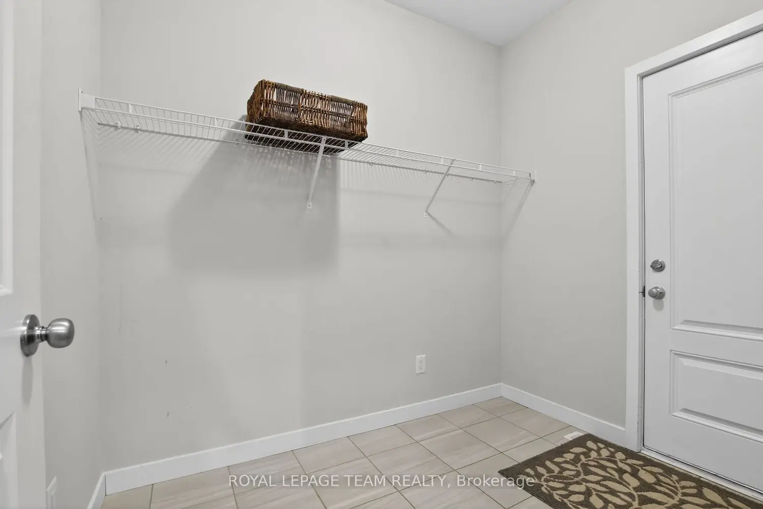 Additional image 11 of 408 Gidran Circle