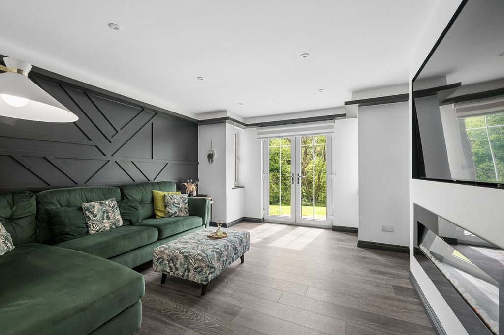 Additional image 3 of 2 bed flat for saleQuarrywood Court, Livingston EH54