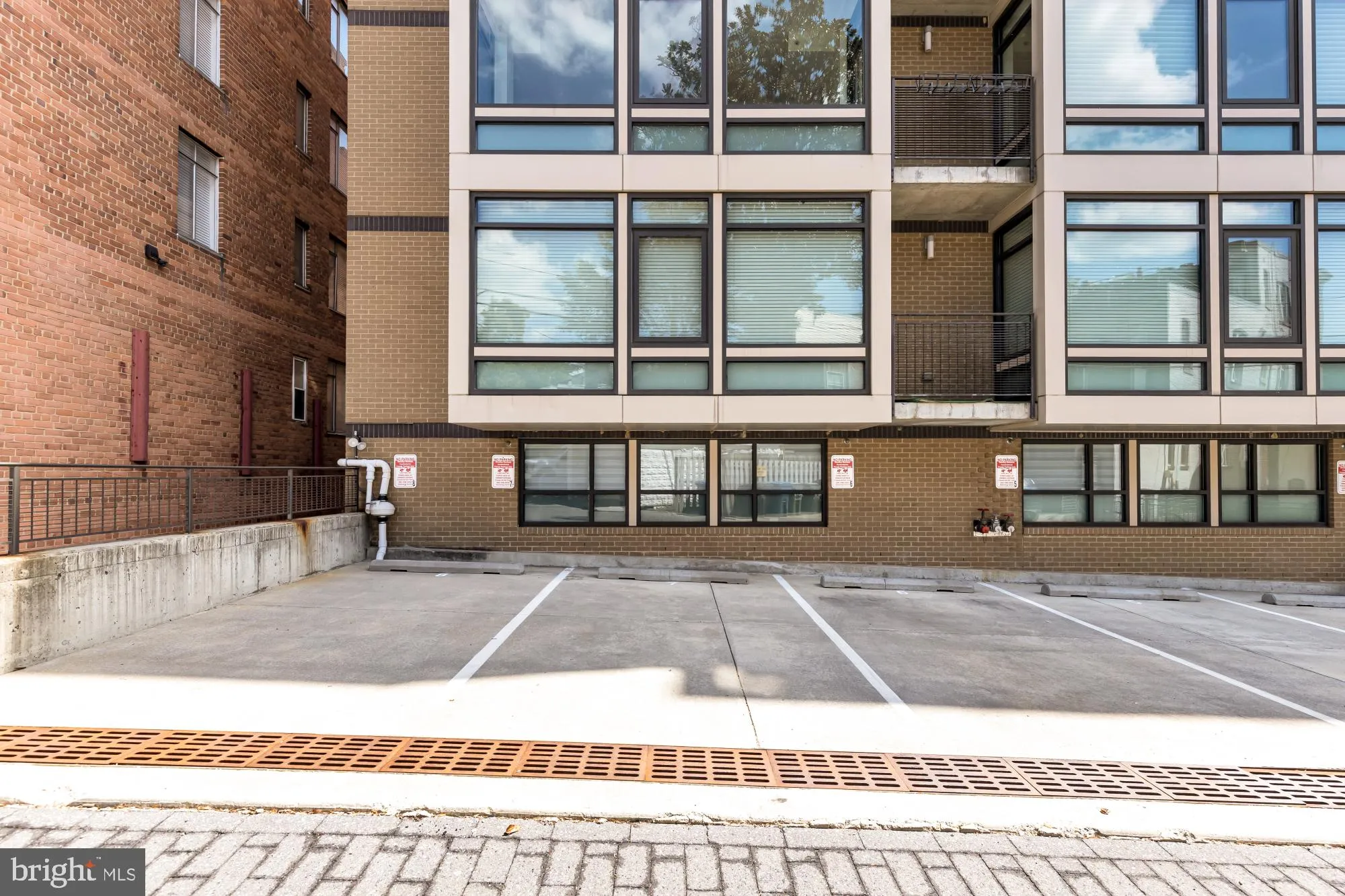 Additional image 54 of 2818 Connecticut Avenue NW Unit 7, Washington, DC 20008