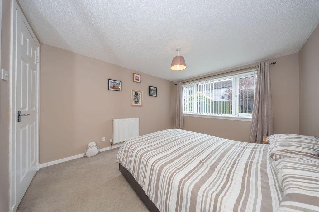 Additional image 12 of 3 bed flat for saleLeven Walk, Craigshill, Livingston EH54