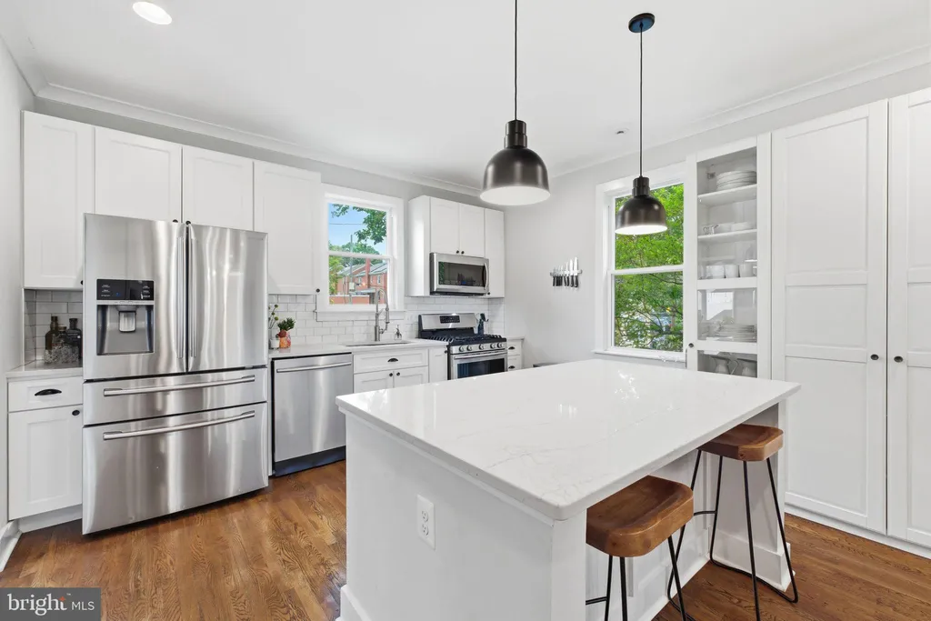 Additional image 12 of 2211 R Street SE, Washington, DC 20020