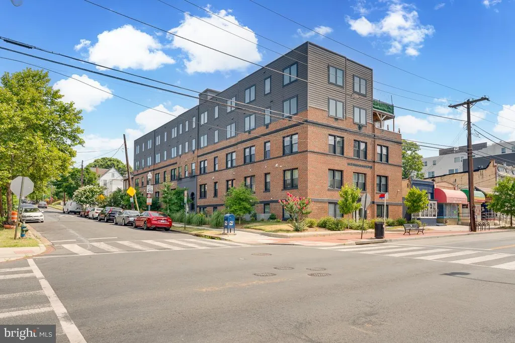 839 Kennedy Street NW Unit 204, Washington, DC 20011