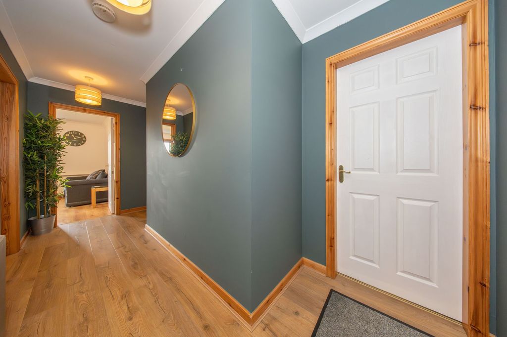 Additional image 3 of 2 bed flat for saleKnightsridge House Watson Green, Livingston EH54