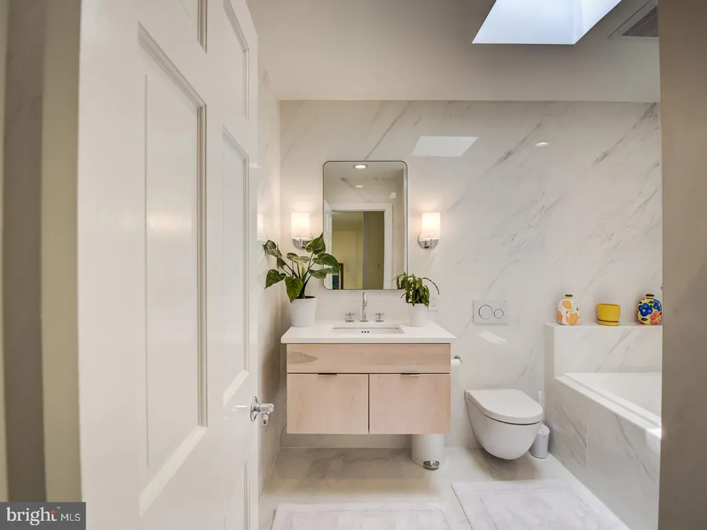 Additional image 54 of 3147 O Street NW, Washington, DC 20007