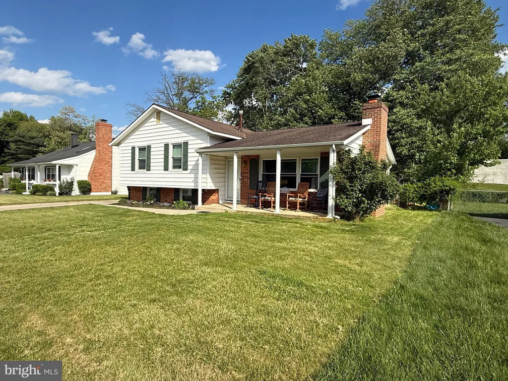 Additional image 8 of 879 Broadfield Drive, Newark, DE 19713