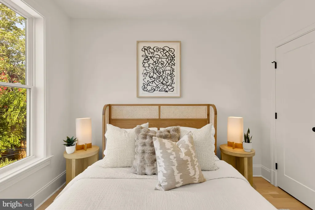 Additional image 26 of 1010 I Street NE, Washington, DC 20002