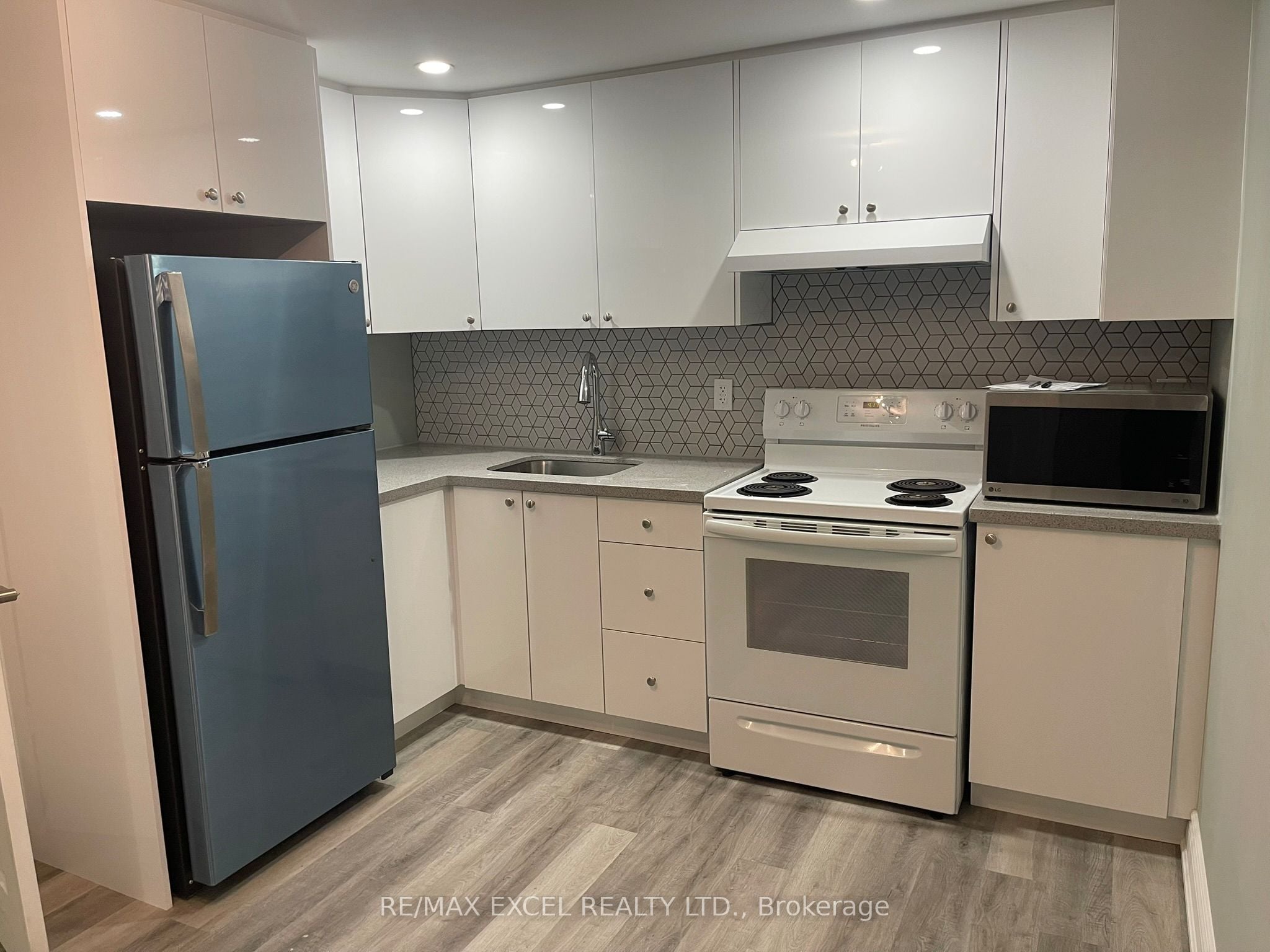 Basement-29 Ruscoe Crescent, Toronto, ON, M9P 1P2 photo 4