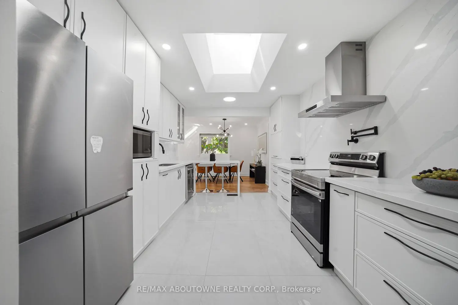 Additional image 6 of 2066 Rebecca Street