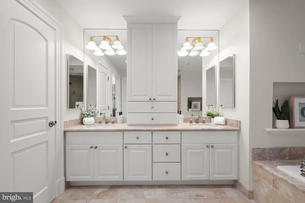 Additional image 21 of 2985 38th Street NW, Washington, DC 20016