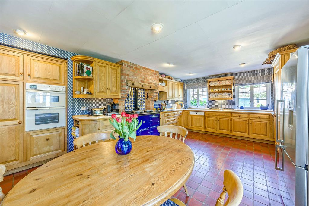 Additional image 12 of 5 bed detached house for saleUpper Woolhampton, Reading, Berkshire RG7