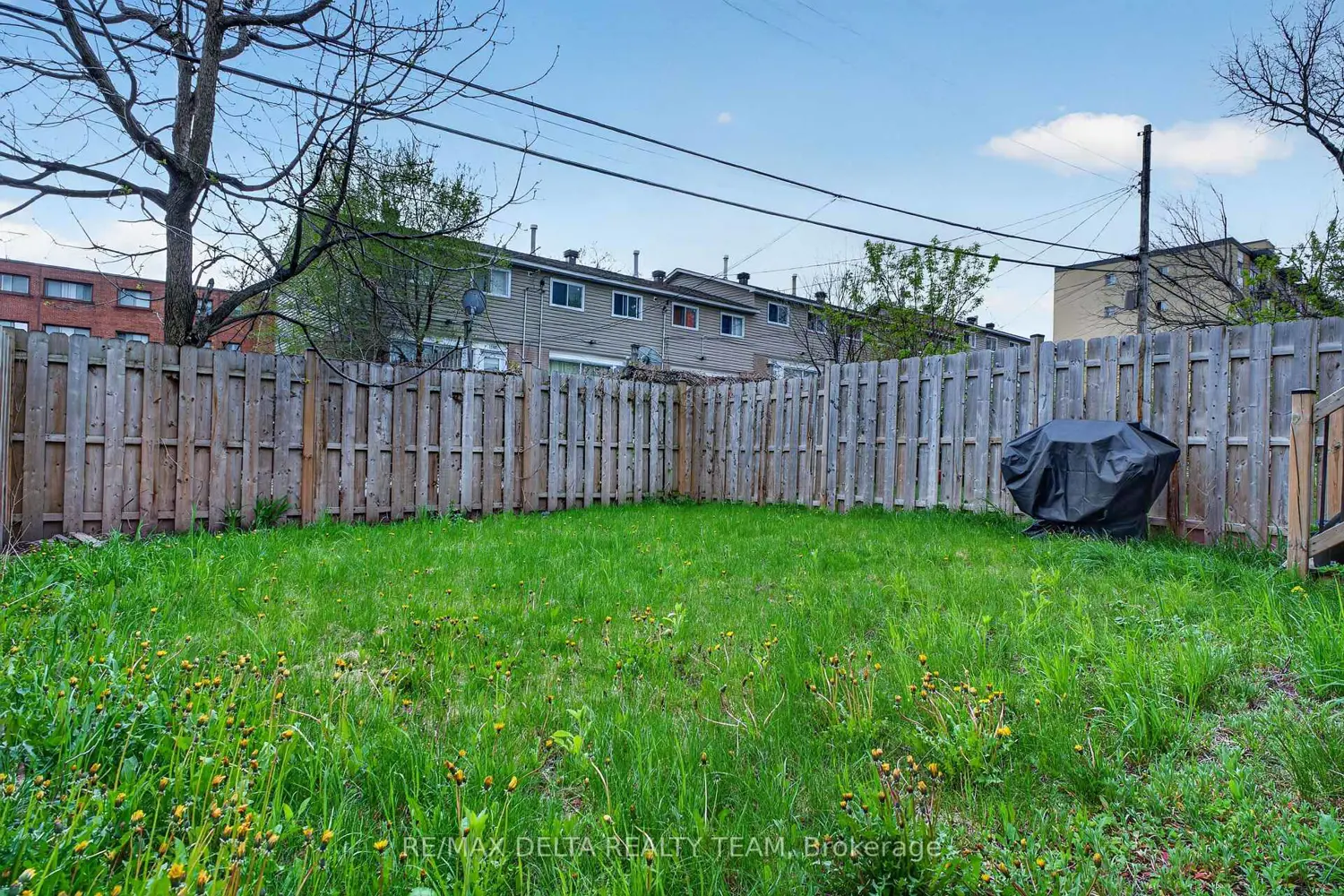 1400 Mayview Avenue photo 4