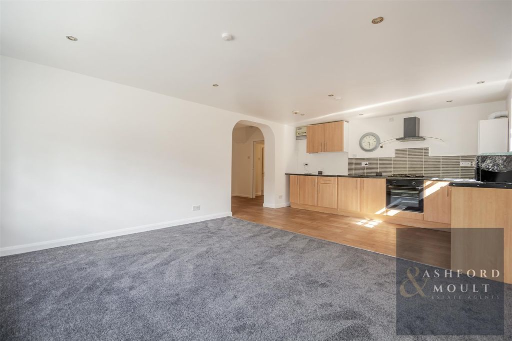 Additional image 4 of 4 bed flat for saleMain Street, Calverton, Nottingham NG14