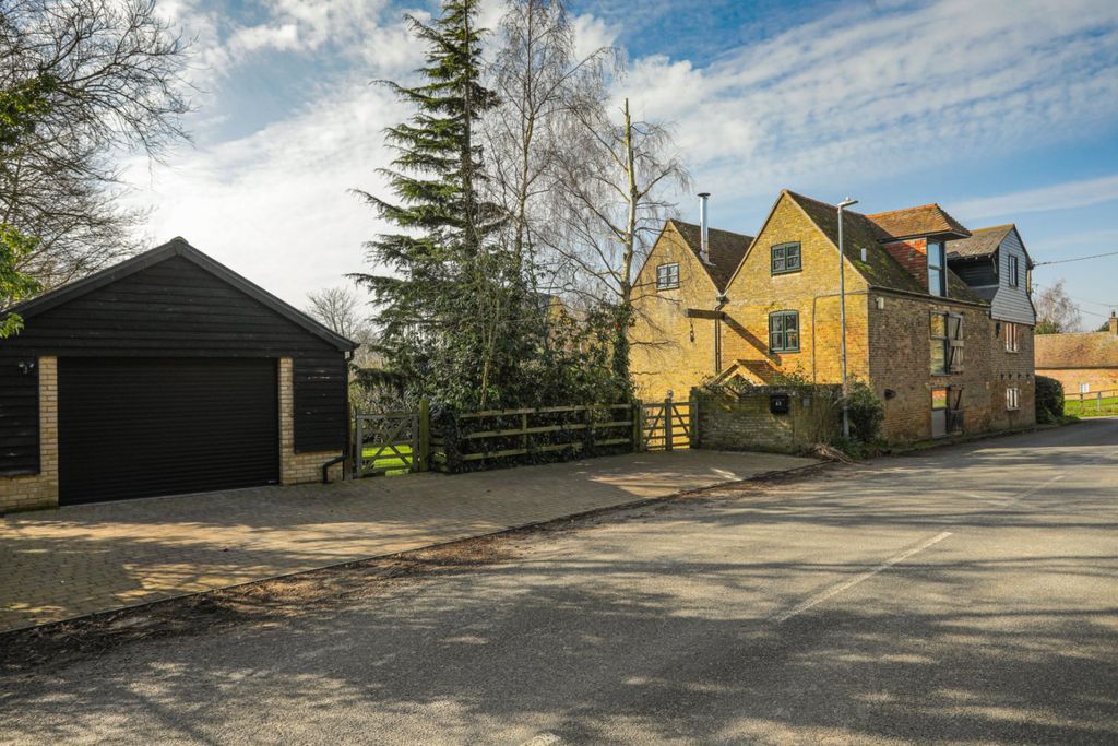 Additional image 2 of 5 bed semi-detached house for saleMonkton Street, Monkton, Ramsgate CT12