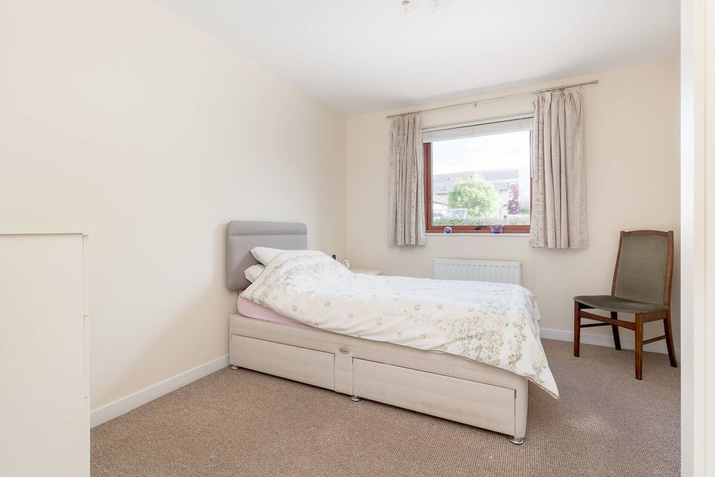Additional image 7 of 1 bed flat for sale12 Dovecot Lade, Peebles EH45