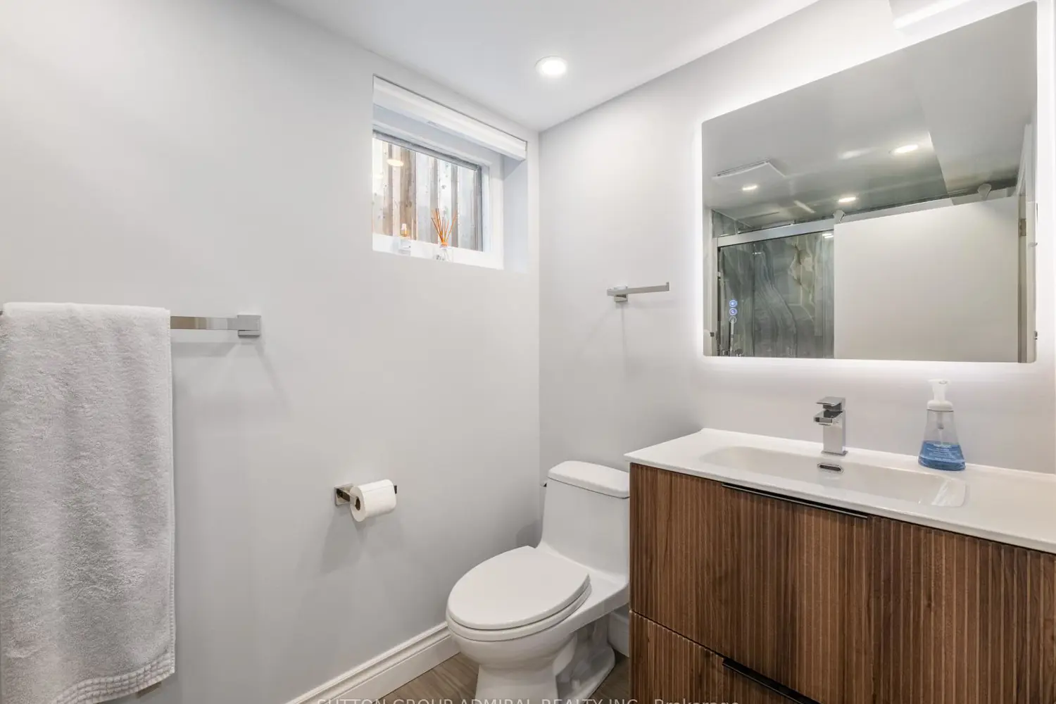 Additional image 8 of 125 Laverock Avenue