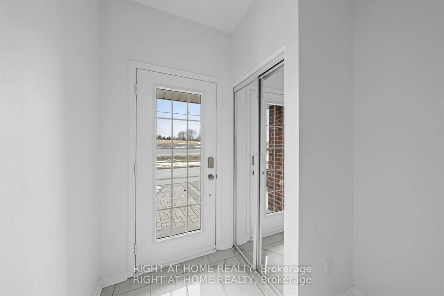 161 Camden Private photo 3