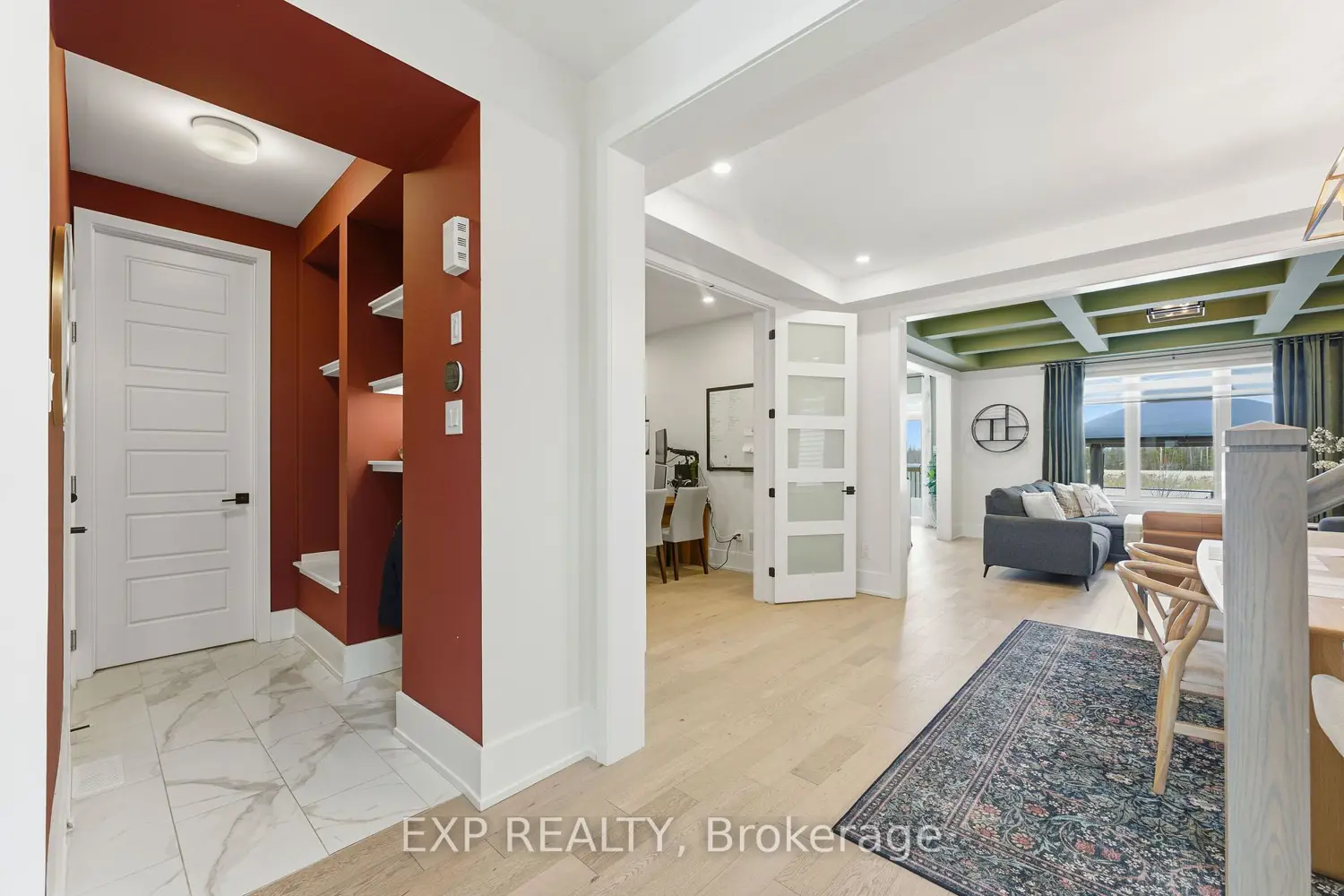 144 Unity Place photo 5