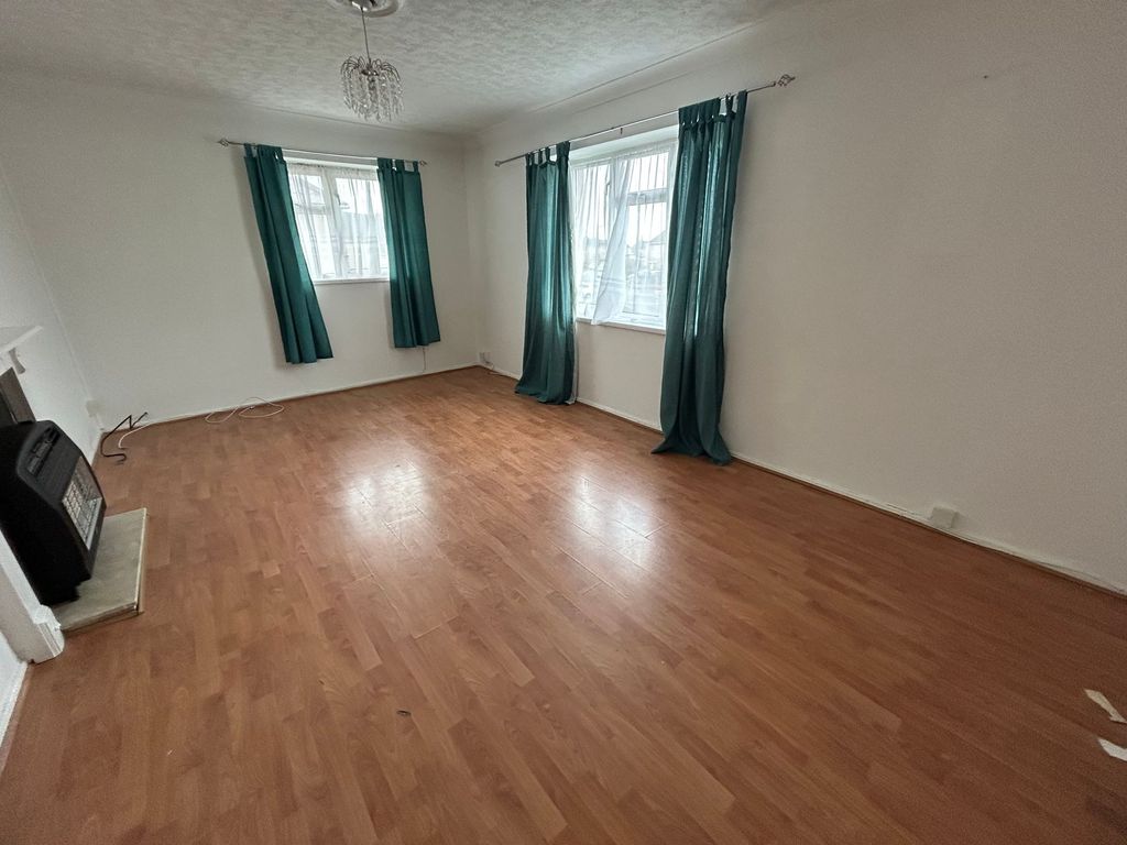 Additional image 7 of 2 bed flat for saleBurke Avenue, Port Talbot SA12