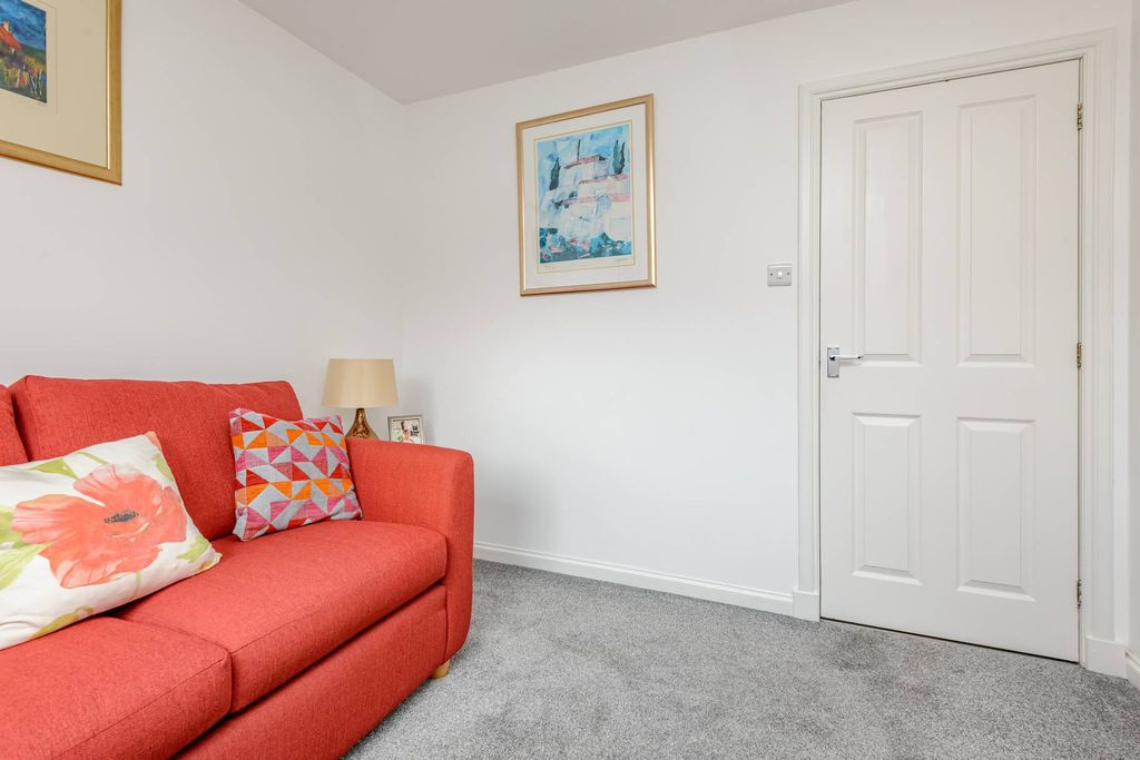 Additional image 10 of 3 bed detached house for sale65 Carnbee Park, Liberton, Edinburgh EH16