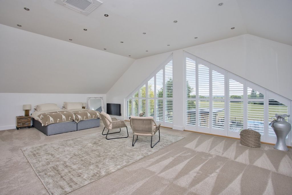 Additional image 5 of 4 bed detached house for saleMonkton Road, Minster, Ramsgate, Kent CT12