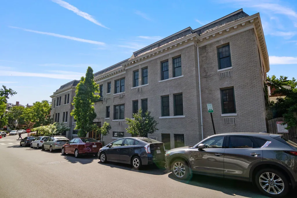 1708 Newton Street NW Unit 104, Washington, DC 20010