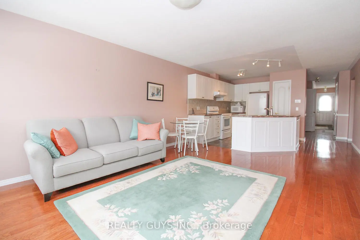 Additional image 8 of 909 Wentworth Street Unit #6