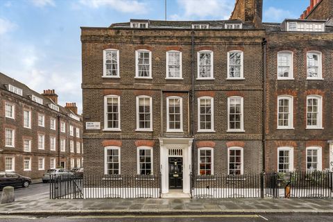 Smith Square, London SW1P