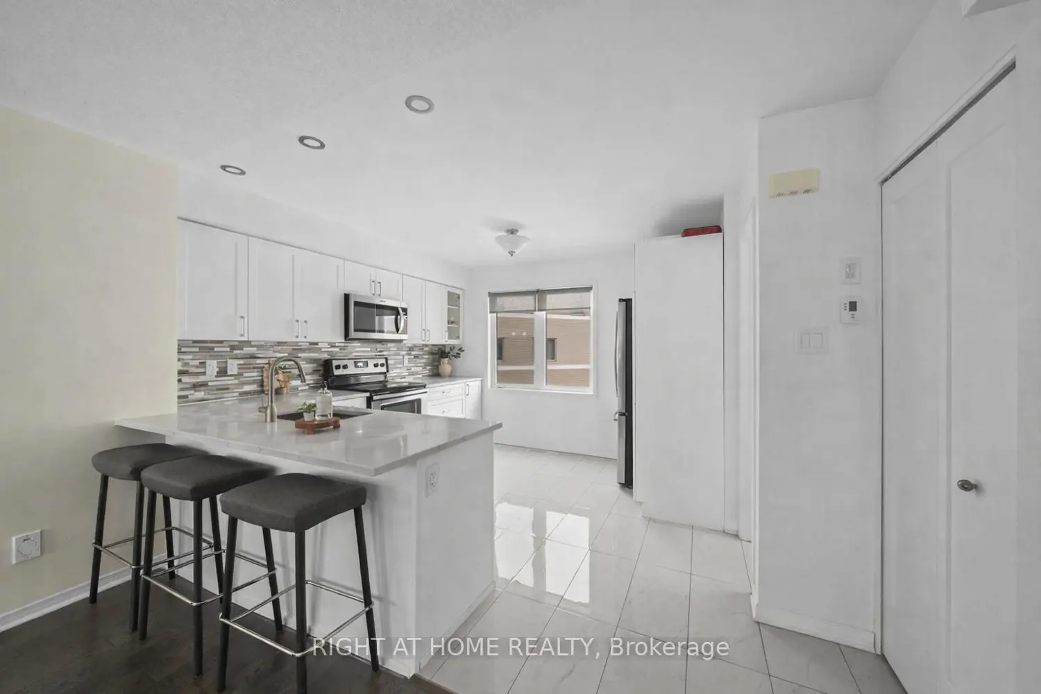 161 Camden Private