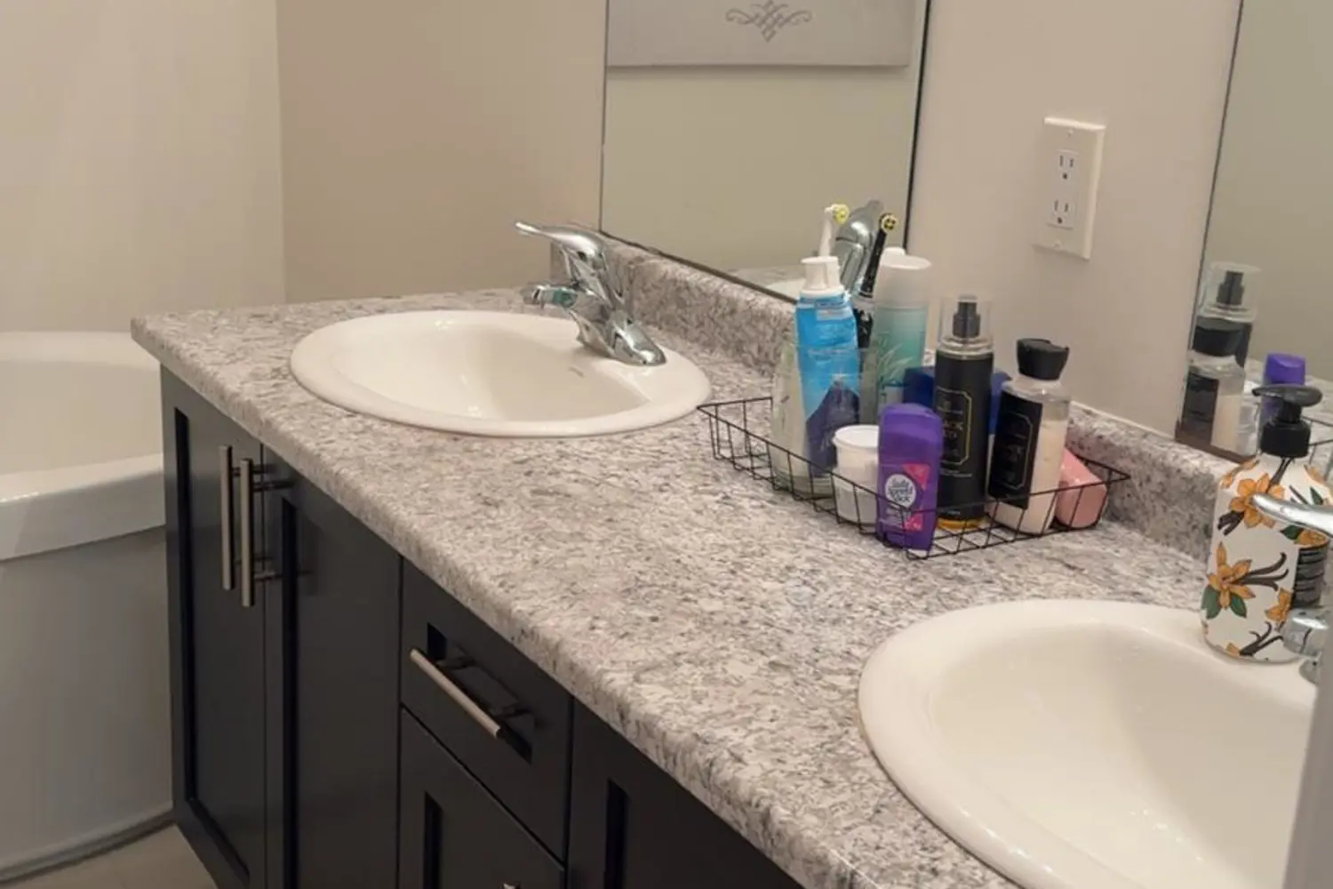 Additional image 11 of 77 Diana Avenue 70