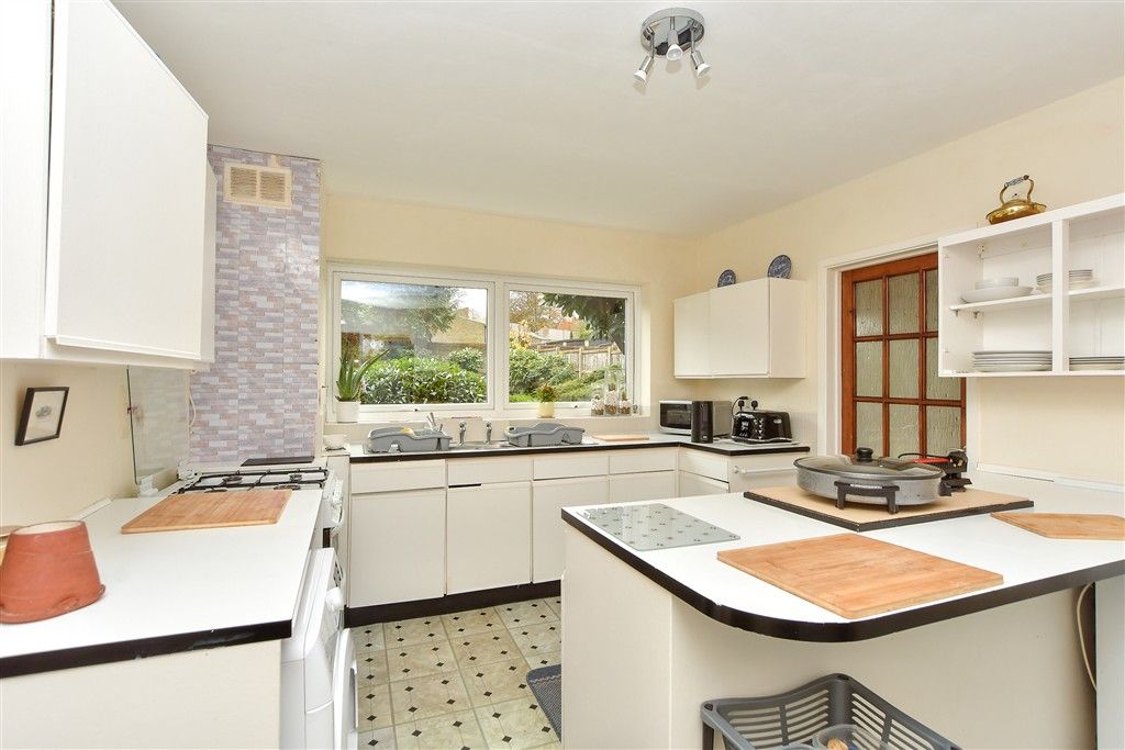 4 bed terraced house for saleLambardes, New Ash Green, Longfield, Kent DA3