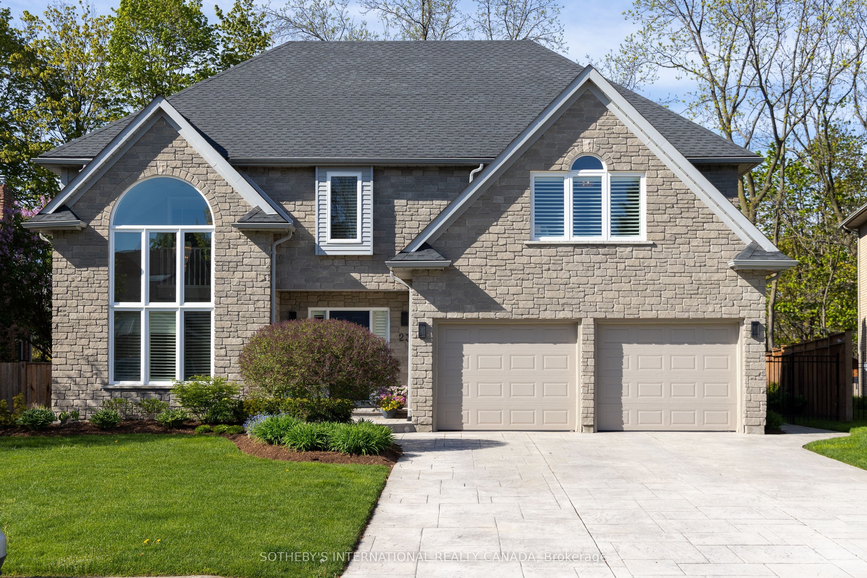 23 Francis Creek Boulevard, St. Catharines, ON, L2W 1B1