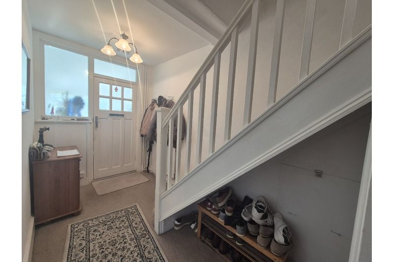 3 bed semi-detached house for saleDumpton Park Drive, Thanet, Ramsgate CT11 photo 2