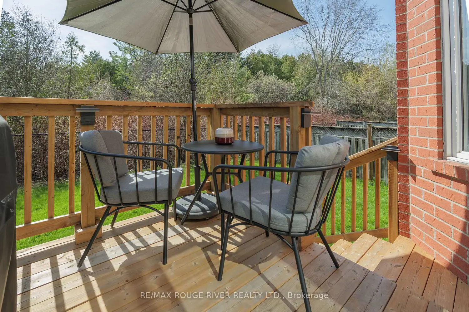 Additional image 9 of 463 Summerpark Crescent