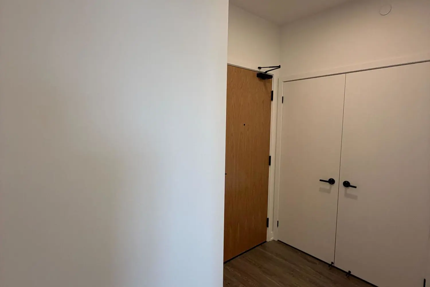 Additional image 9 of 2495 Eglinton Avenue 2407