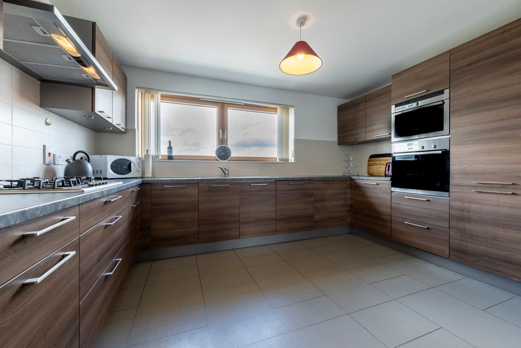 Additional image 14 of 3 bed penthouse for saleCharlotte Street, City Centre, Aberdeen AB25