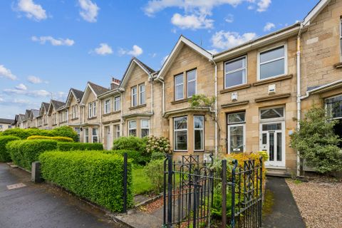 10 Mossgiel Road, Newlands, Glasgow G43