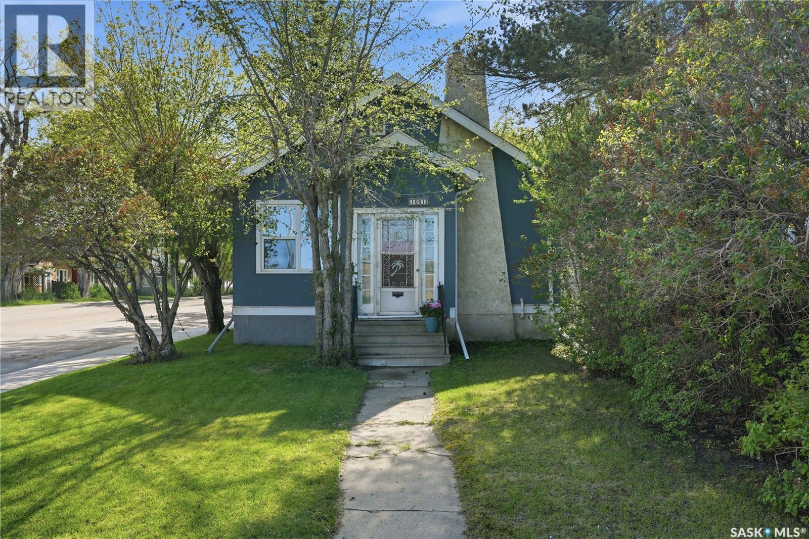 1001 Lorne AVENUE