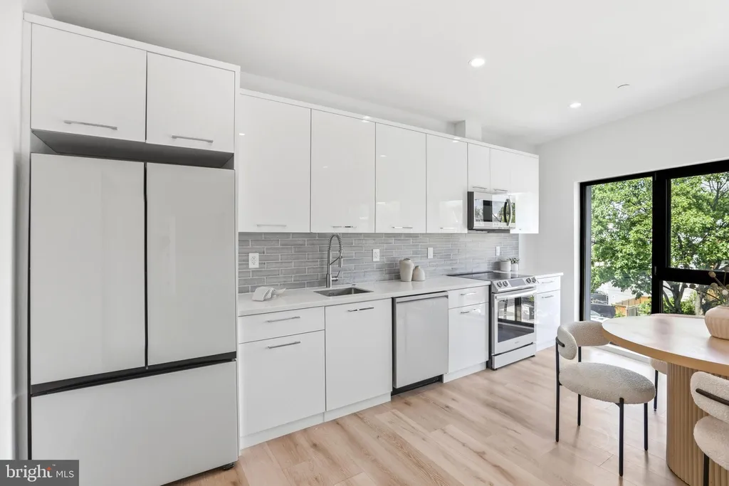 Additional image 10 of 4328 Georgia Avenue NW Unit 303, Washington, DC 20011