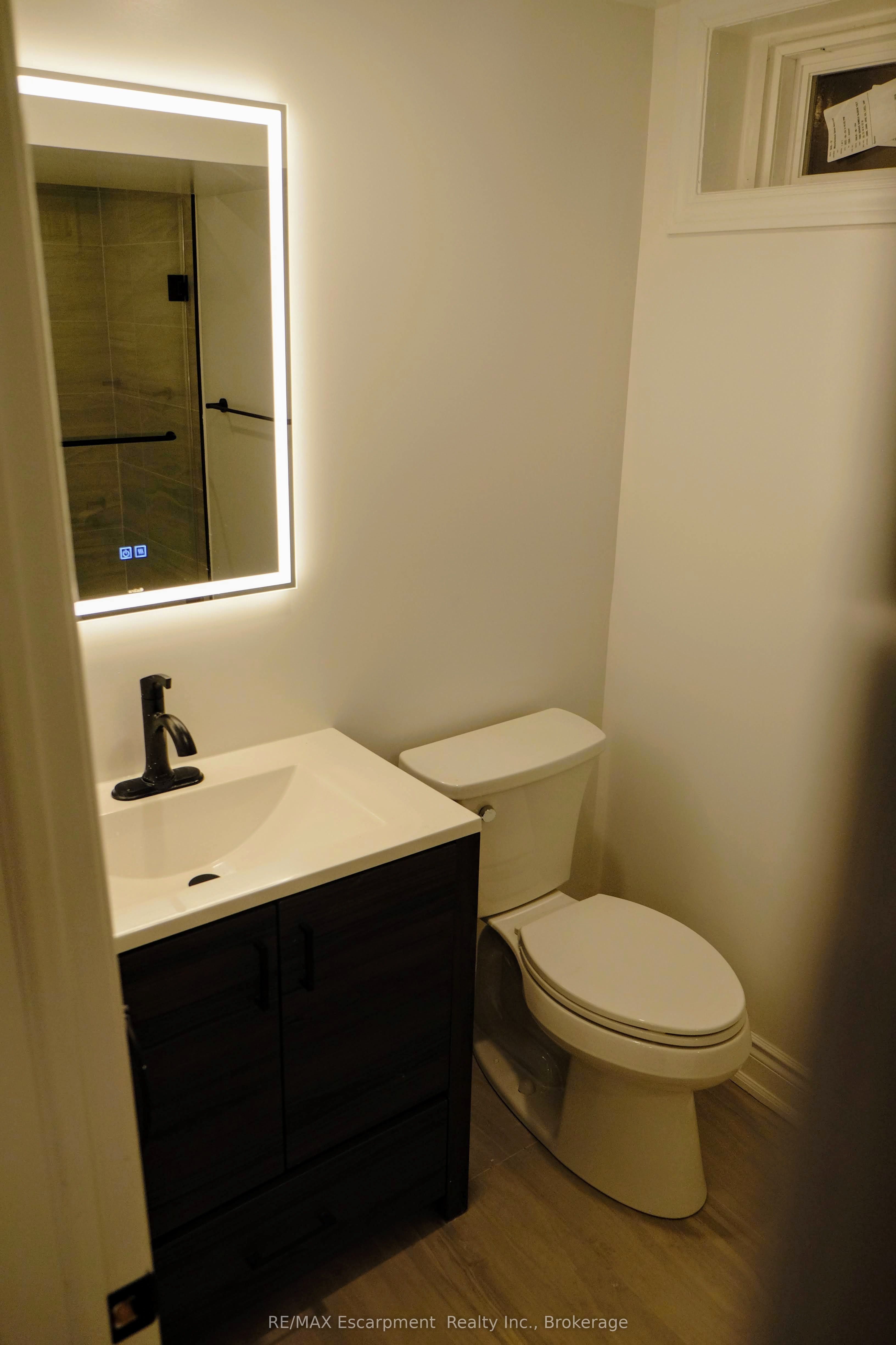 Additional image 6 of Lower-118 Sackville Street, Toronto, ON, M5A 3E7