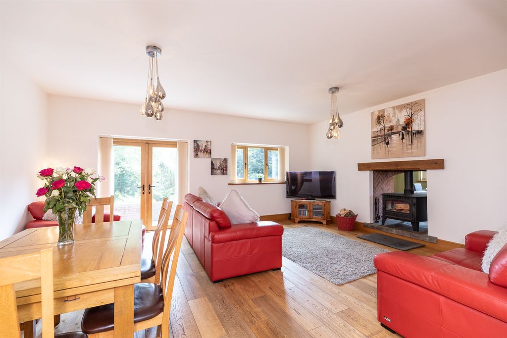 Additional image 10 of 7 bed detached house for saleTaff Merthyr House, Treharris CF46